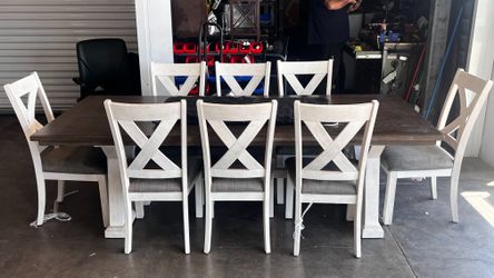 Newport 9-Piece Dining Set
