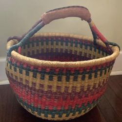 Handwoven Basket w/leather Grasp