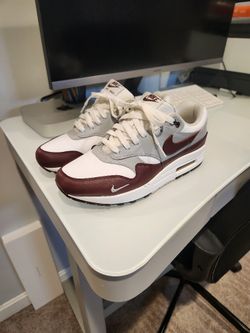 Air Max 1 Size 8.5