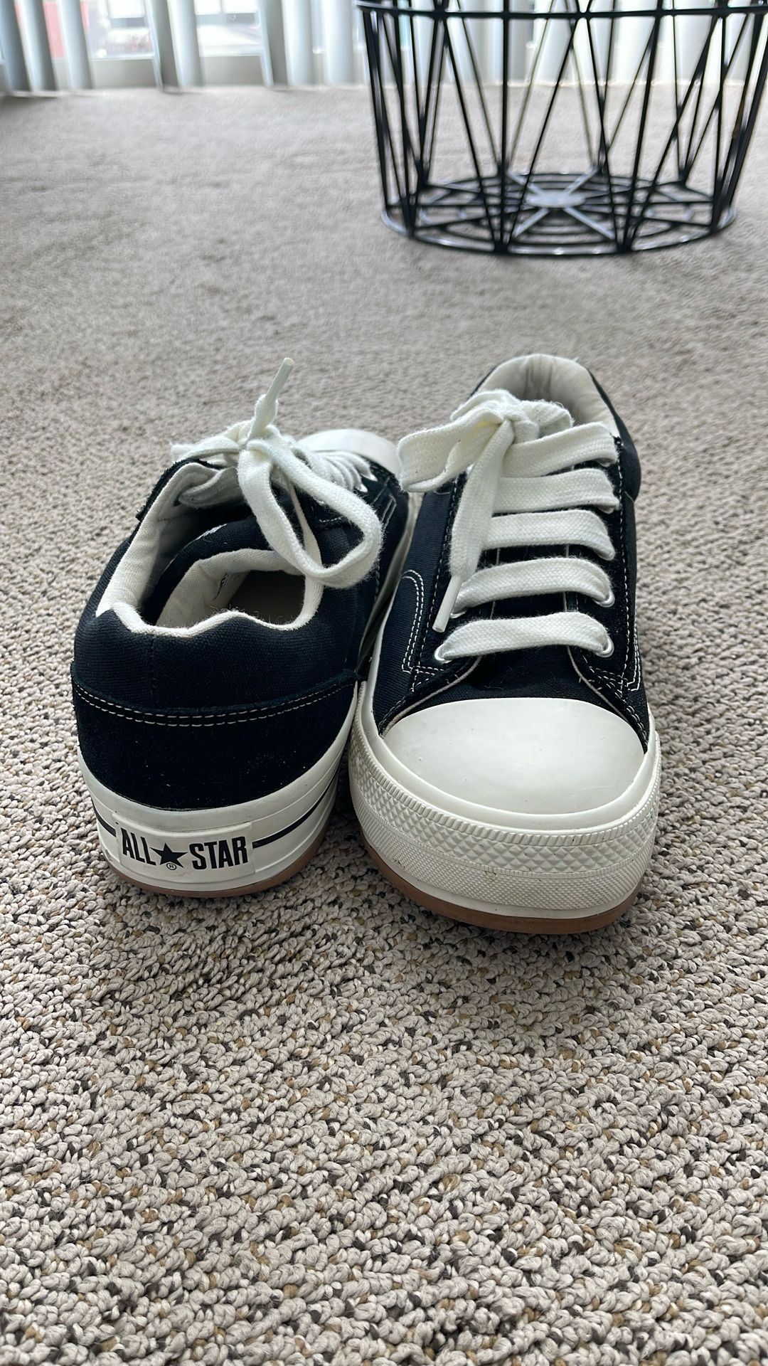 Unique Converse React