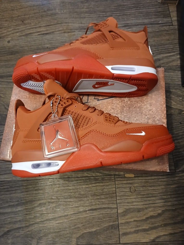 Air Jordan 4s Size 10