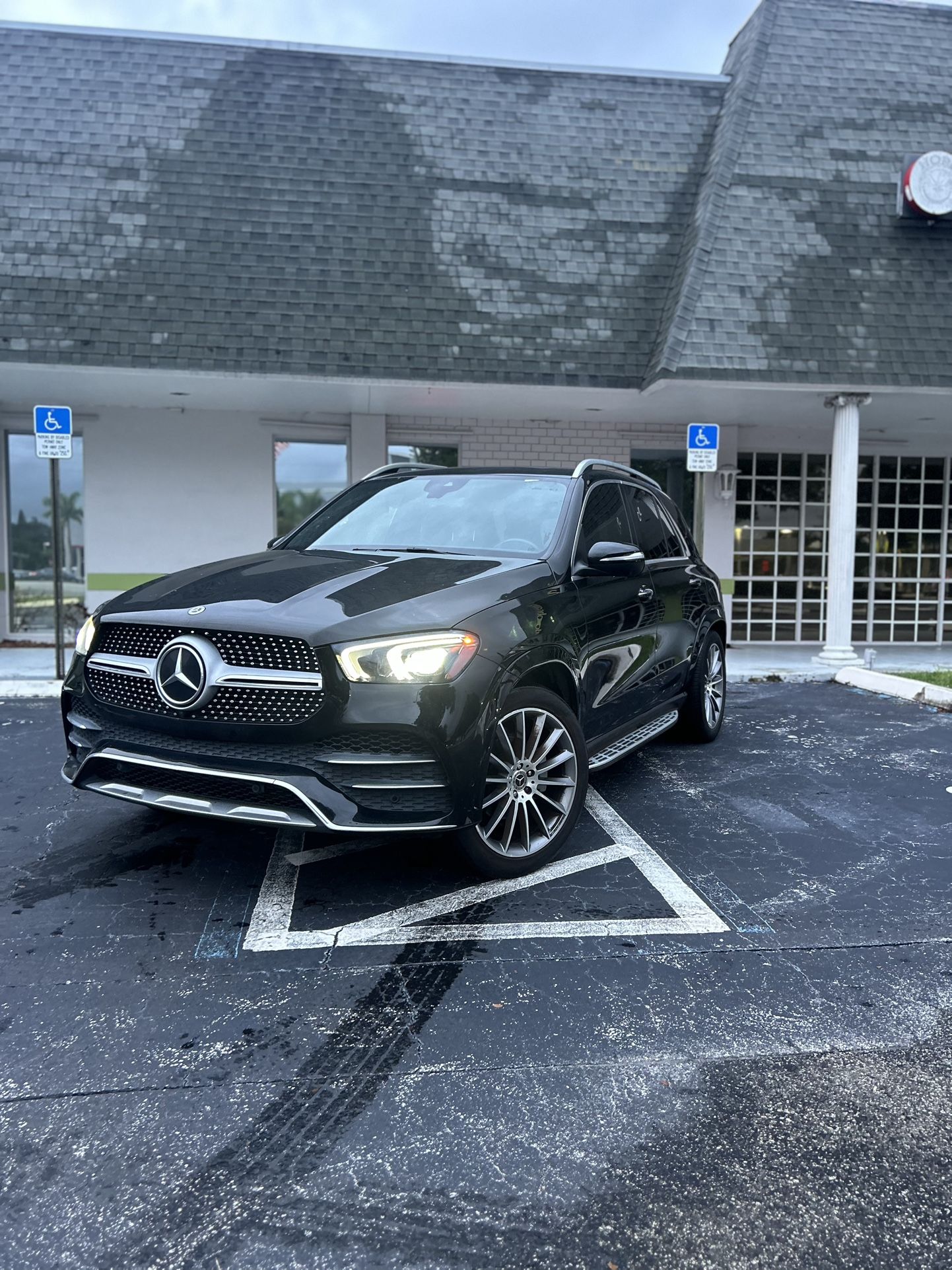 2021 Mercedes-Benz GLE-Class