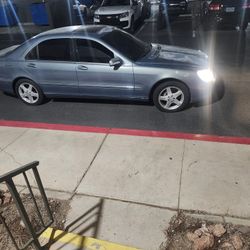 Clean 2004 S500 Benz