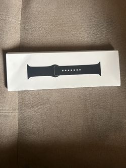 apple watch series 9 45mm M/L sport band only