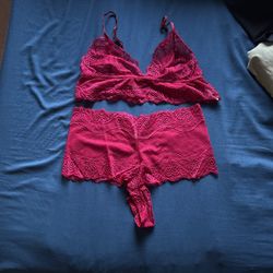 Sexy Lacy Lingerie Set Size: Large