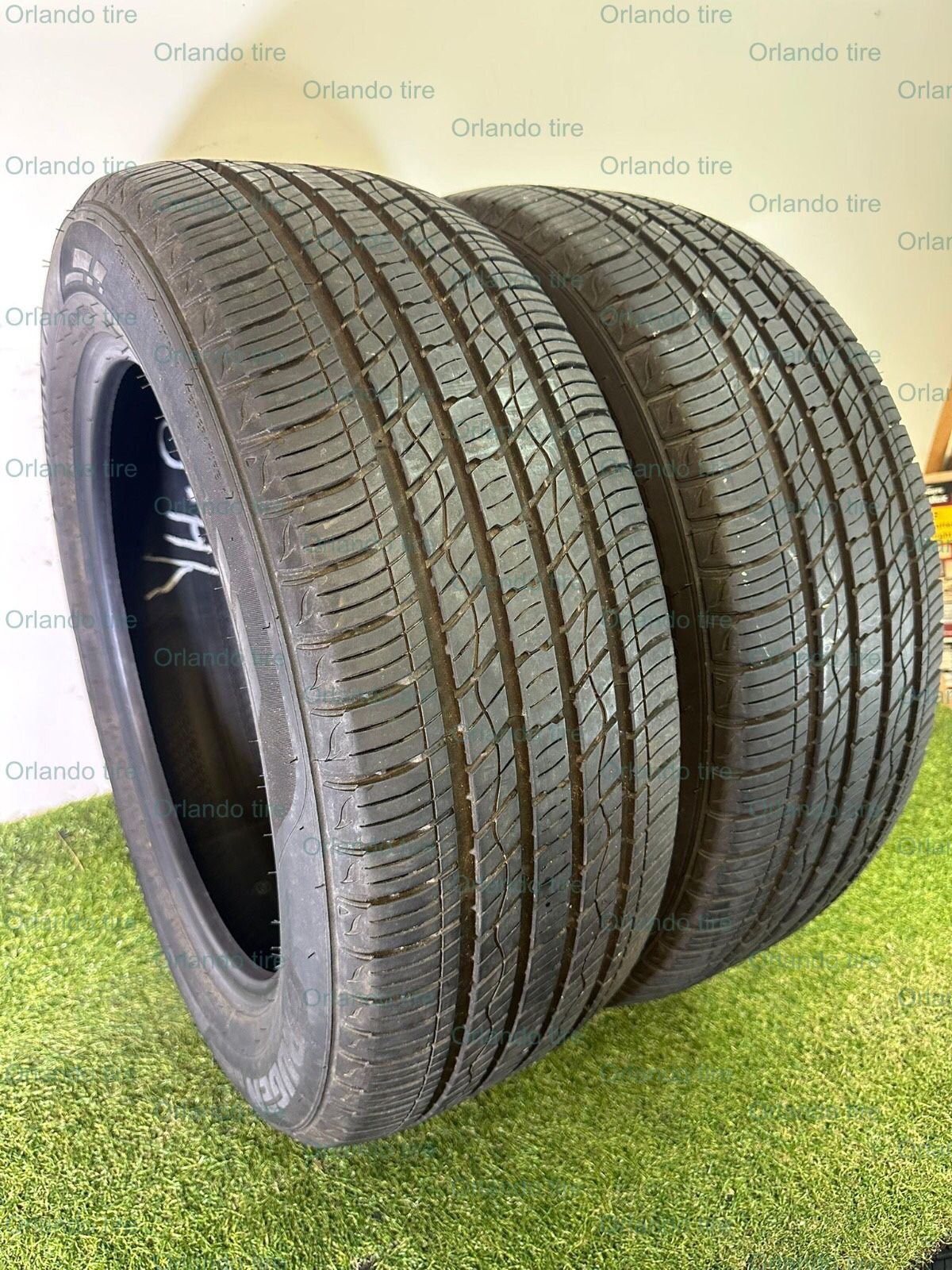 U53 235 55 19 101H Kumho Crugen Premium 2 Used Tires 80% Life