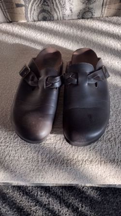 Slip on shoes
