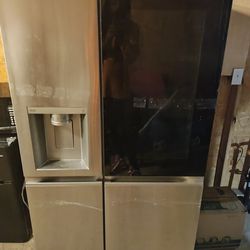 LG Side By Side Instant View Refrigerator 