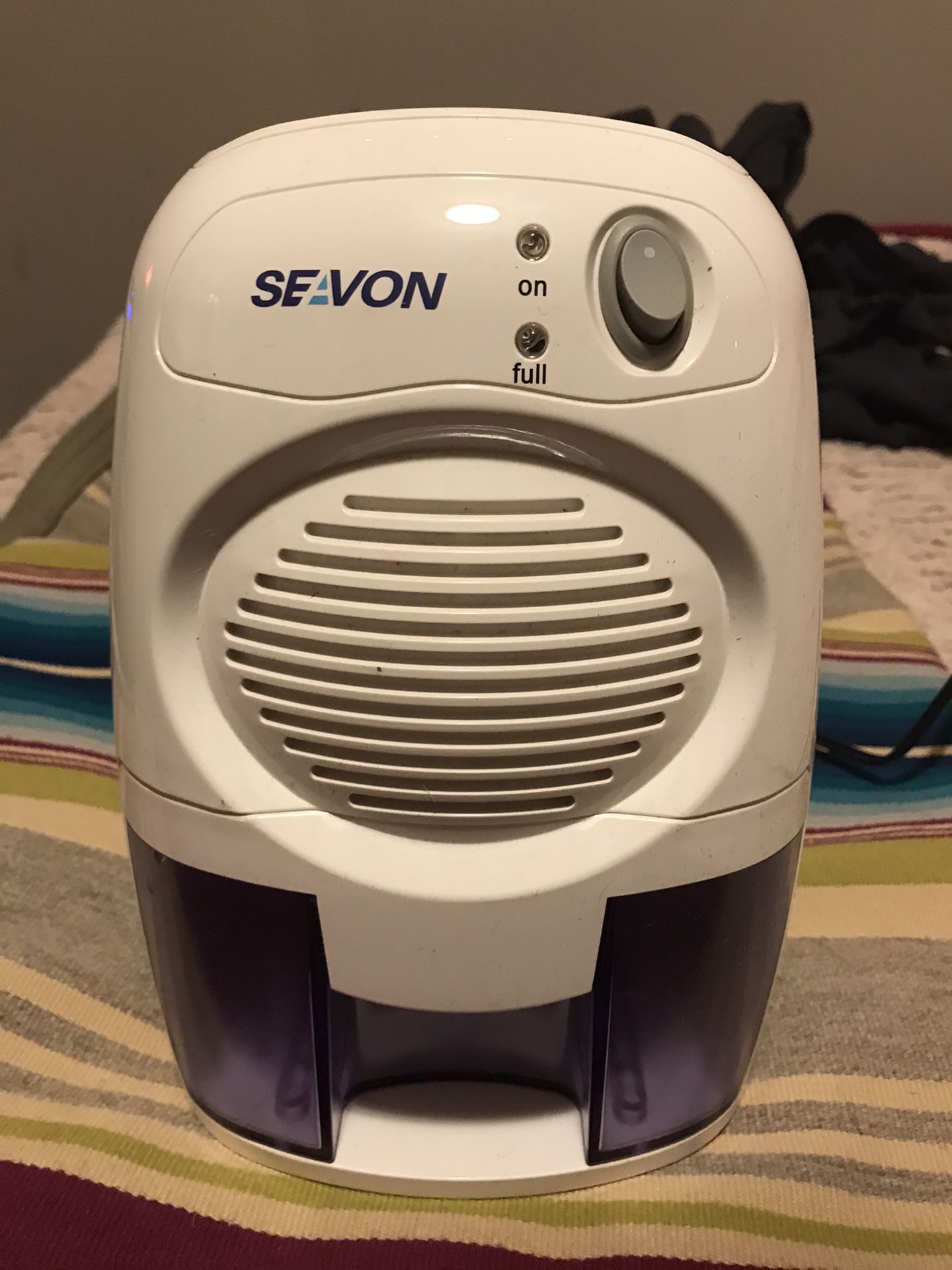 Seavon 2020 mini dehumidifier