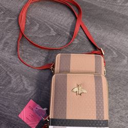 lightweight leather bee crossbody bag 