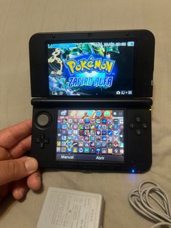 Nintendo 3ds Xl With Games And 128GB Memory Card