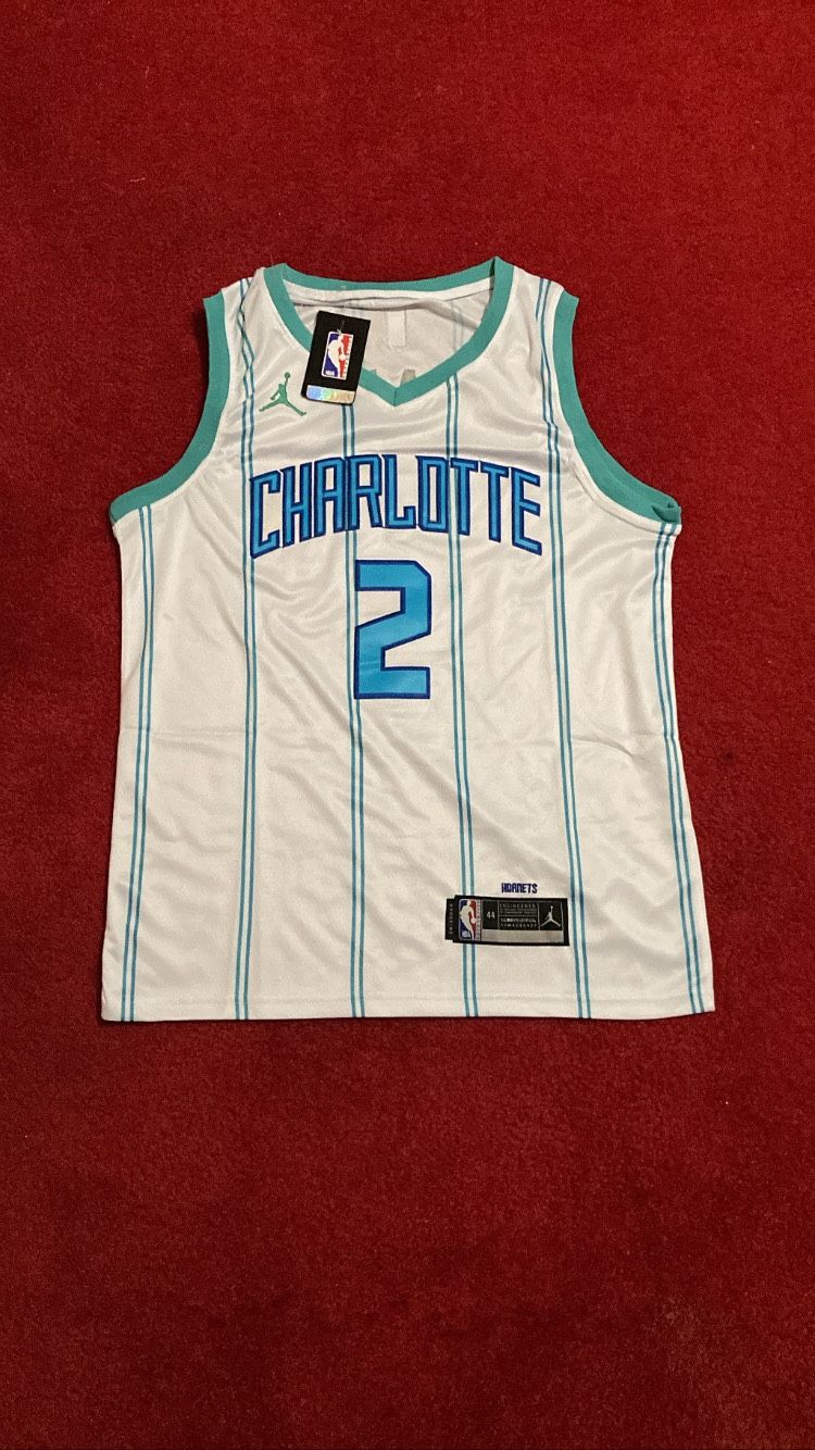 Lamelo Ball Hornets Jersey Mens Medium New