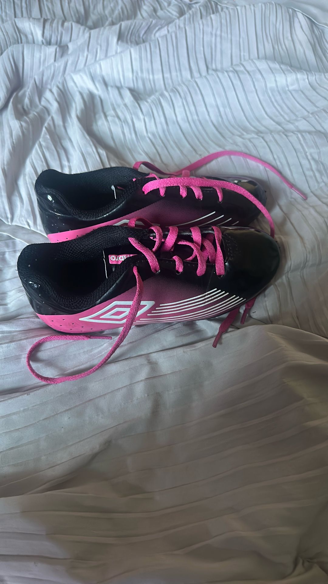 Soccer Shoes 20$