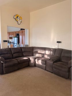 Sectional couch