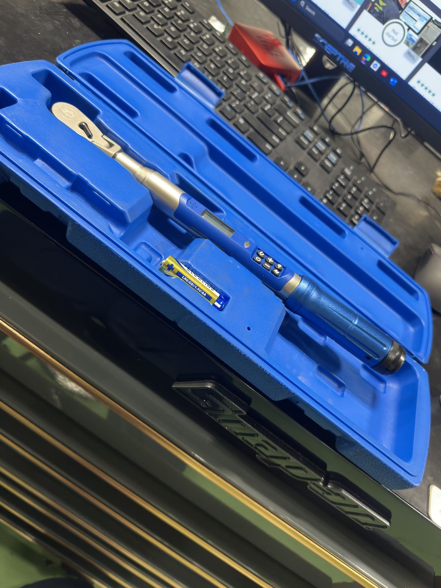 CTG2000ANGX - 1/4" Drive Flex-Head Digital Torque Wrench (1-20 ft.-lbs.)