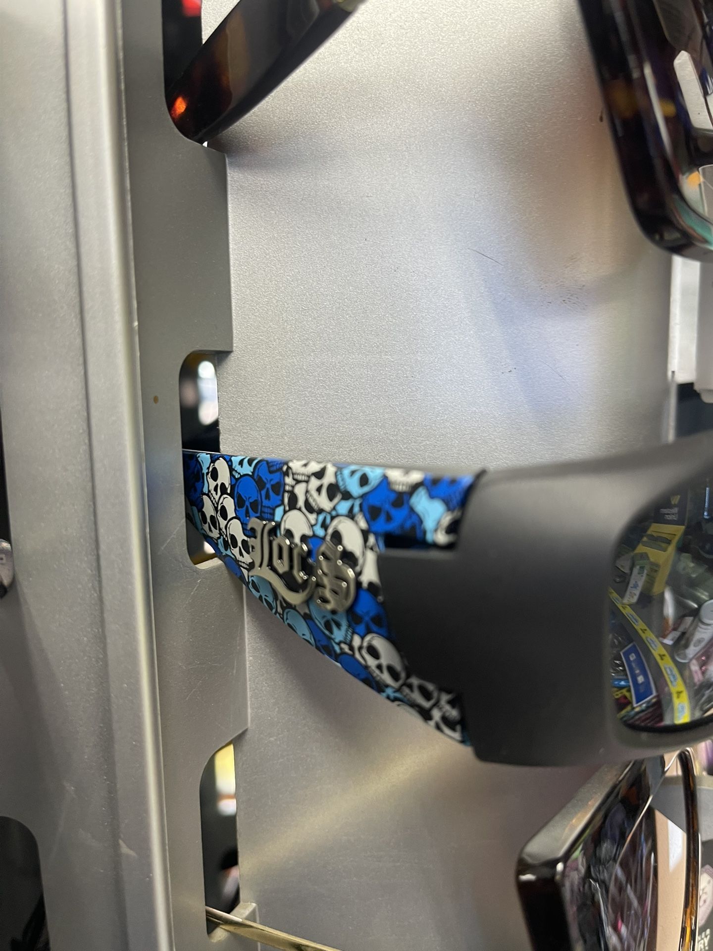 Essmsung washer dryer needs fixing but works Ai Is $375 obo