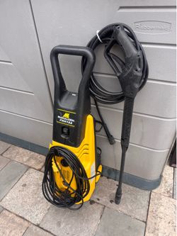 McCulloch FHH18A corded electric pressure washer