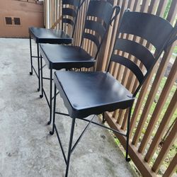 Counter Height Chairs