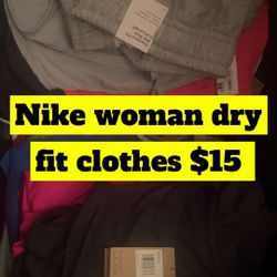Nike Woman Dry Fit