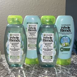 Garnier Whole Blends Coconut Water & Aloe Vera Set