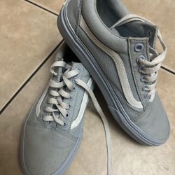 Vans Light Blue Men’s Size 6.5 Women Size 8.0