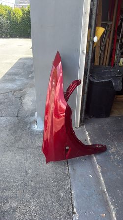 Tesla model Y 2026 rh fender. Oem
