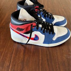 Air Jordan 1 Mid se