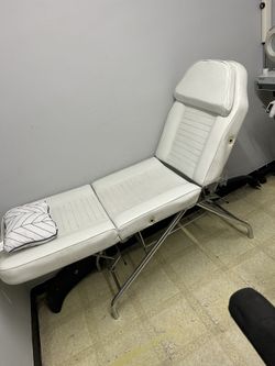 Massage Bed