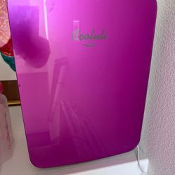 Mini Fridge 15 Liters Pink