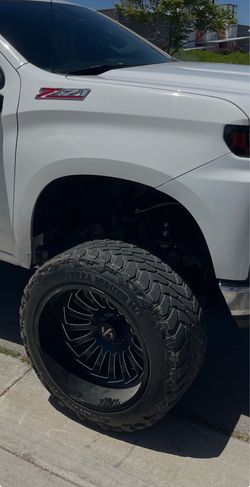Llantas Y Rines Para Chevy 22x14