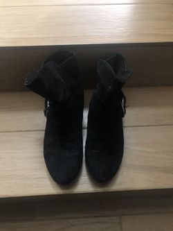 Women’s boots size 7