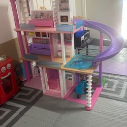 Barbie House