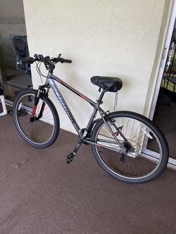 I m Selling Schwinn Men s Standpoint 27.5