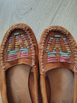 Minnetonka shoes