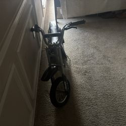 Razor MX350 Dirt Rocket electric motocross bike