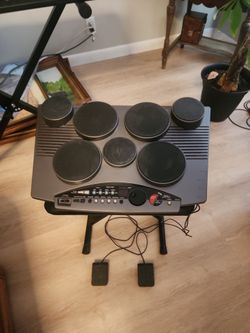 ELECTRONIC DRUMS - YAMAHA