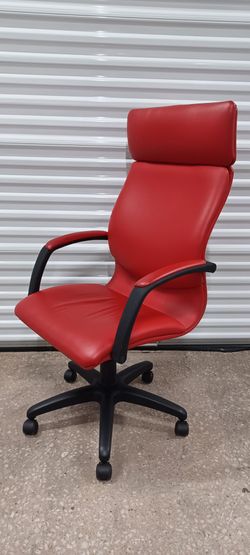 CLASSY EXECUTIVE OFFICE CHAIR rare Find