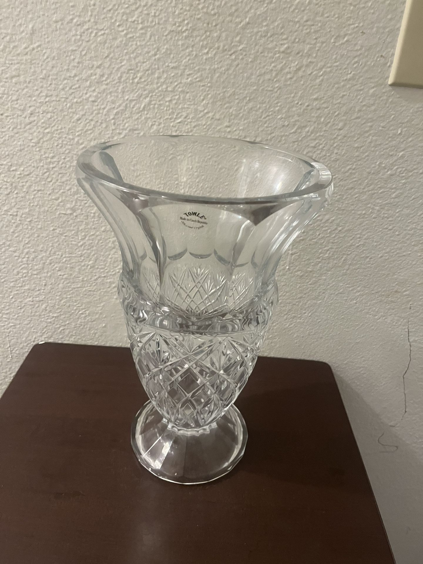 Towle 24% Lead Crystal Vase
