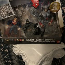 JUSTICE LEAGUE 