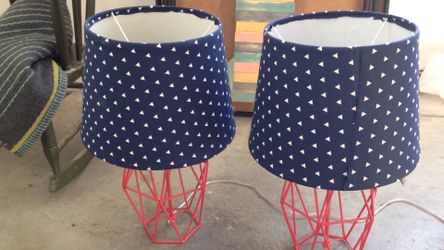 Matching lamps