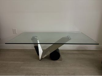 Glass and metal coffee tables! Great condition!!!