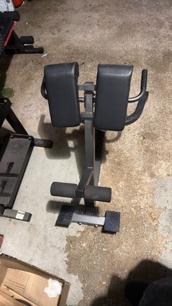 Back extension bench