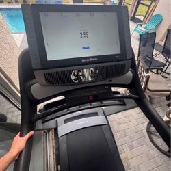 Nordictrack/treadmill