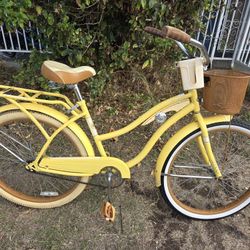 women Bike Huffy Size 26 $130