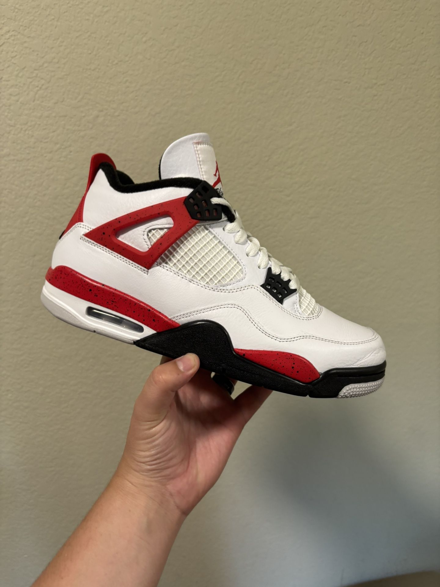 Jordan Retro 4 Red Cement 