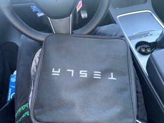 Tesla mobile charger