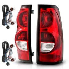 03 To 06 Silverado Tail Light