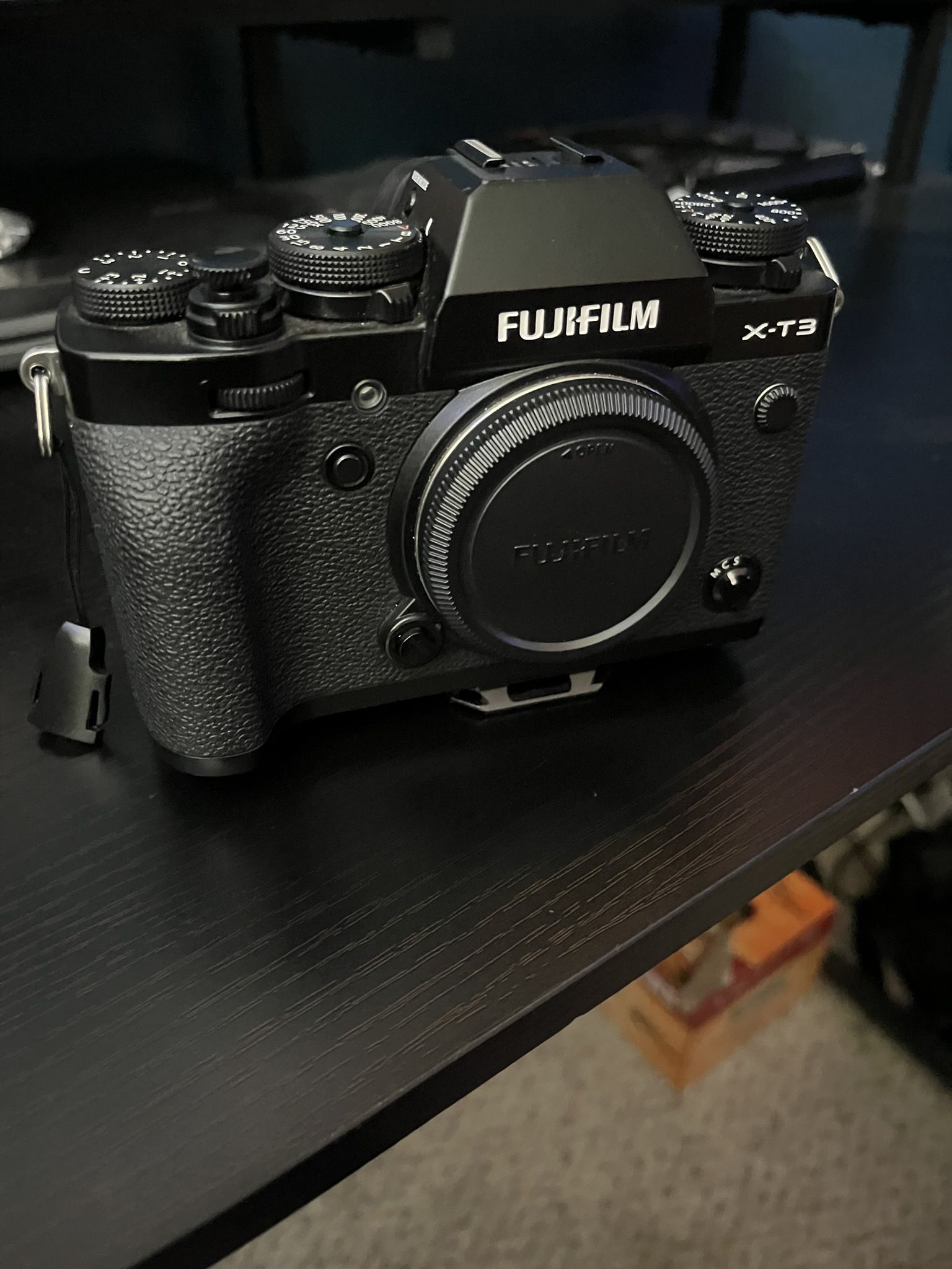 Fujifilm Xt3 (Black) Read Description 
