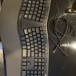 Microsoft Ergonomic keyboard (model 1878)