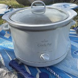 Small white crockpot